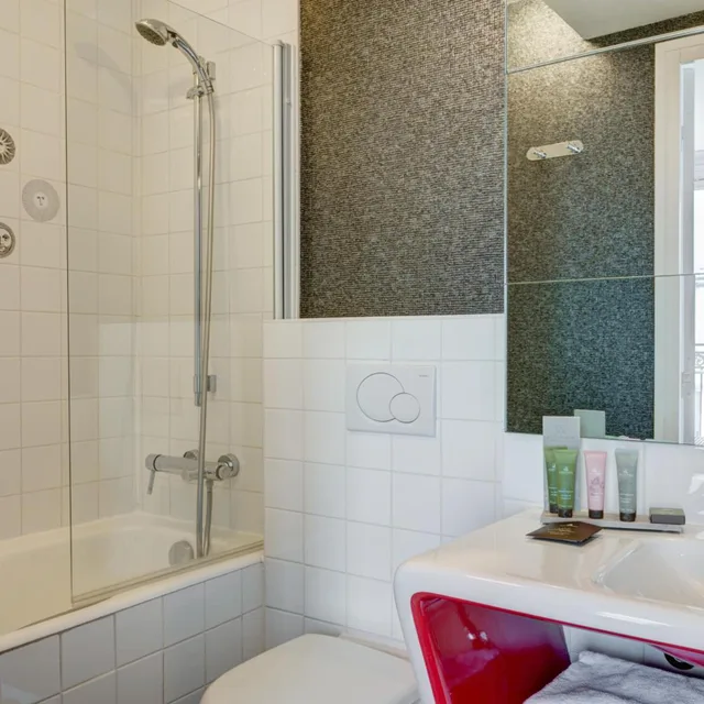 غرفة متصلة، Joyce Hotel Astotel 4/4
