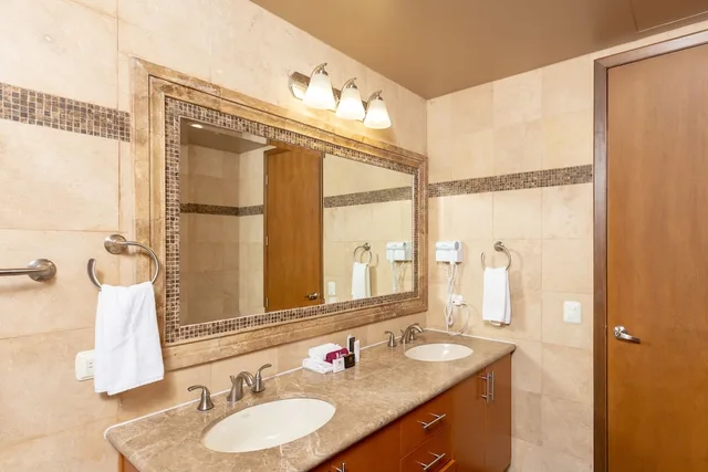 غرفة بإطلالة على البحر بغرفتي نوم، Las Palomas Beach & Golf Resort 3/3