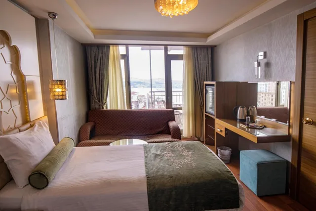 Superior, Single Bed, Sea View, Balcony, Grand Star Hotel Bosphorus 8/10