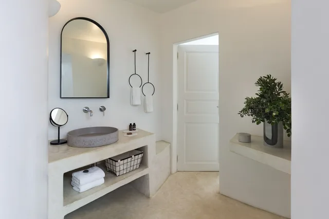 Senior, Studio, Suite, King Bed, Pool Access، The Vasilicos 2/2