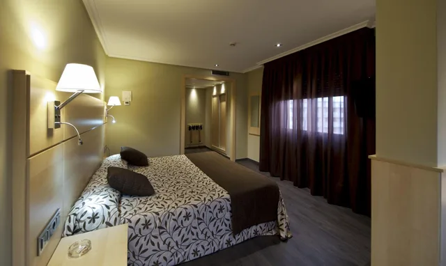 غرفة بسرير مزدوج أو سريرين منفصلين، HOTEL FRANCISCO II 5/10