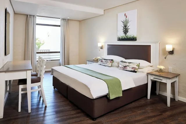 شقة بسرير كينج وسريرين منفصلين بغرفتي نوم، Breakers Resort 1/4