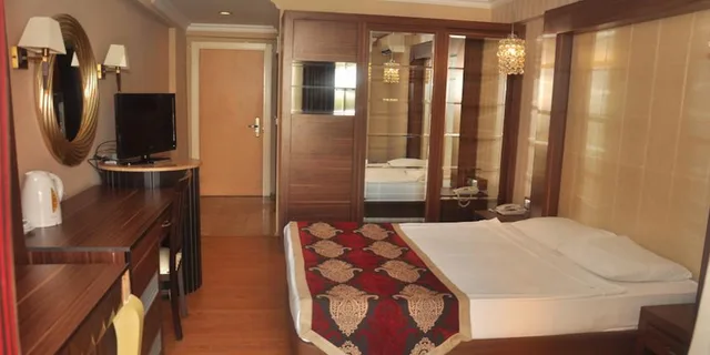 Standard, Tac Premier Hotel Spa 2/2