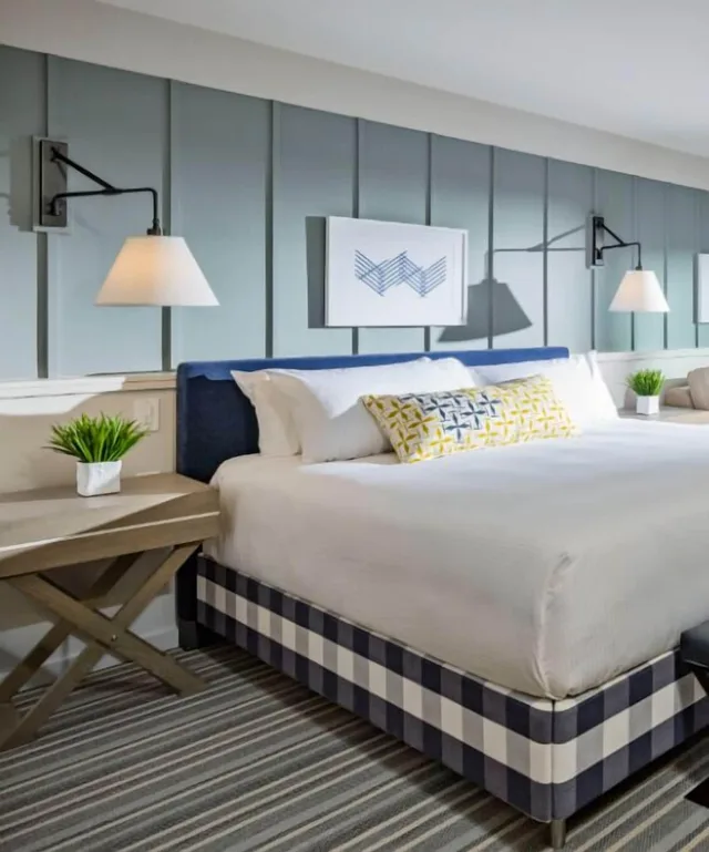 Room, King Bed, Coast View، Cliff House Maine 1/3