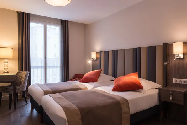غرفة سوبيريور بسريرين منفصلين، Hotel La Regence Etoile 1/6