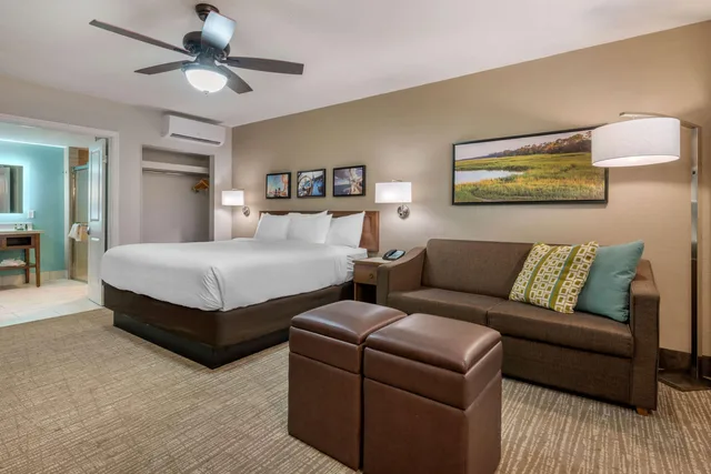غرفة بسرير مزدوج، Best Western Plus Jekyll Island 2/4