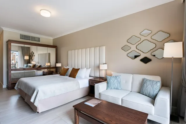 غرفة غراند ديلوكس بسرير كينج بإطلالة على الحديقة، Kempinski Hotel San Lawrenz Gozo 1/1