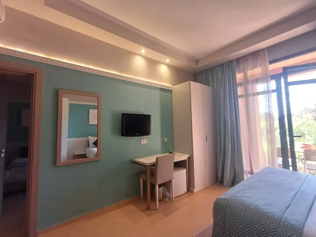 Interconnecting Room Com1، Aqua Mirage Club & Aqua Parc - All Inclusive 5/6