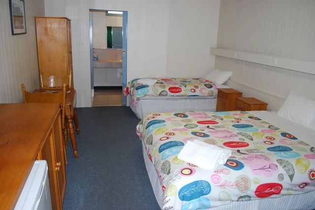 Superior, Queen and Twin Beds, Gariwerd Motel 1/6