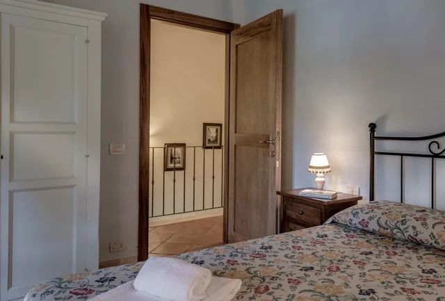 شقة بسريرين منفصلين بغرفتي نوم مع أريكة، Borgo Al Cerro 1/8