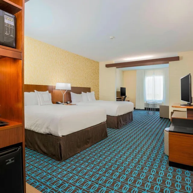 جناح بسرير كوين مع أريكة لذوي الإعاقة، Fairfield Inn And Suites Decatur 1/3