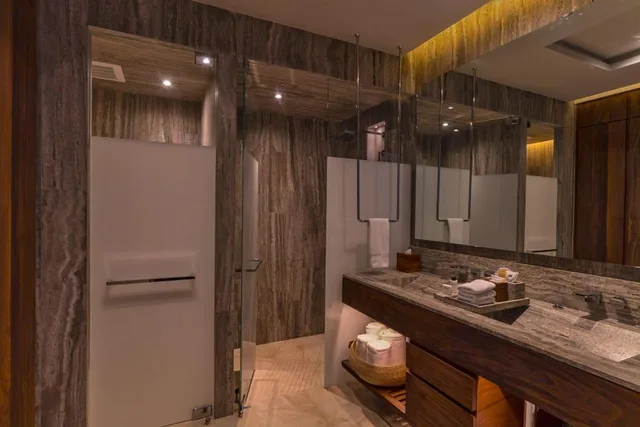 3 Bedrooms, Walkout, Residence, 1 King and 2 Queen Beds, Beach Front, Terrace, Garden Floor، The Residences at Solaz, a Luxury Collection Resort, Los Cabos 3/4
