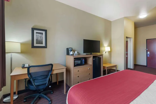 غرفة قياسية بسرير كينج لذوي الإعاقة، Best Western Golden Prairie Inn & Suites 3/4