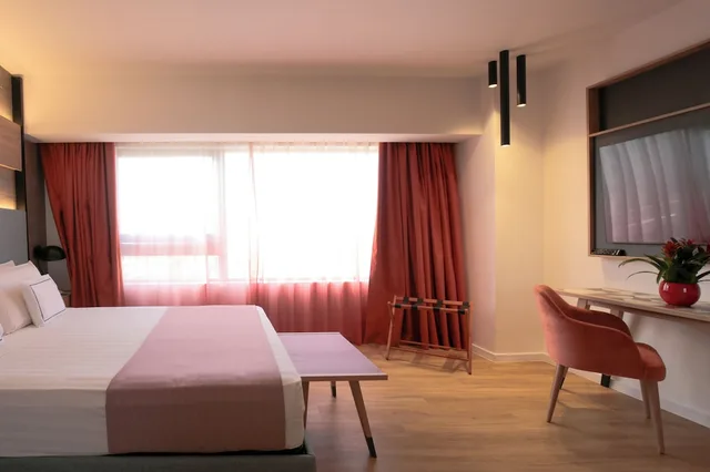 Junior Suite, Studio, Double Bed, City View، Hotel Poseidon 3/10