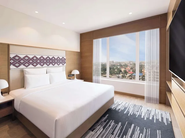 جناح تنفيذي بسرير مزدوج بإطلالة على المدينة مع أريكة، Novotel Guwahati GS Road 1/5
