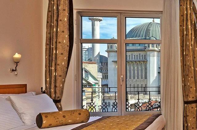غرفة ثلاثية بسرير كينج وسرير فردي، Santa Ottoman Hotel 3/4
