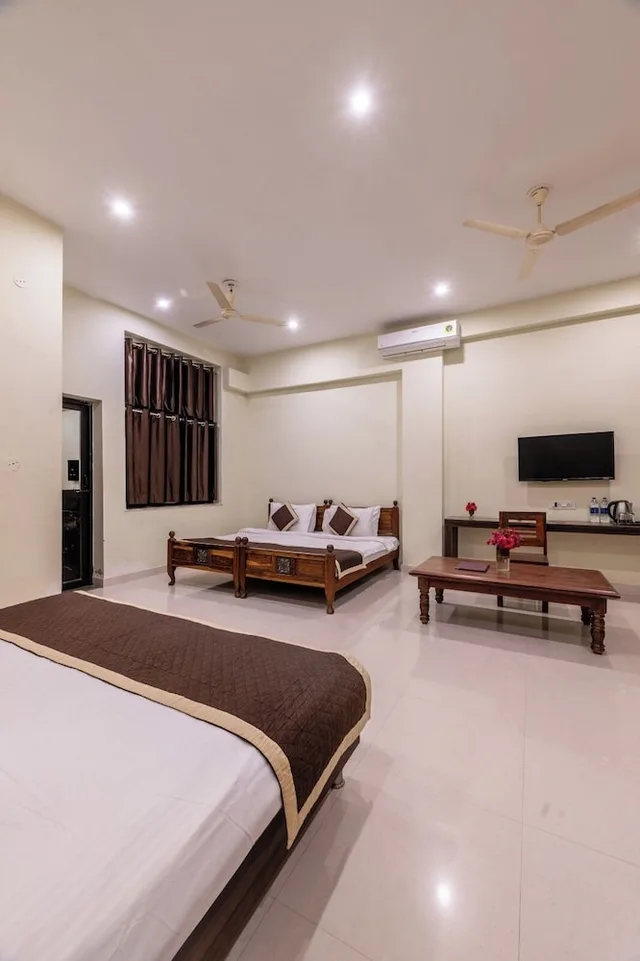 كوخ ديلوكس بسرير كوين وسرير فردي، THE COUNTRY SIDE RESORT 9/10