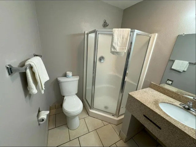 غرفة رباعية، Motel6 Janesville, WI 9/9