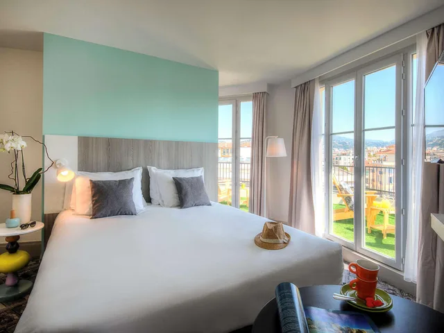 غرفة بسرير مزدوج بشرفة، Ibis Styles Nice Centre Gare 2/7