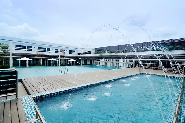 غرفة تنفيذية، Sfera Hotel 1/1