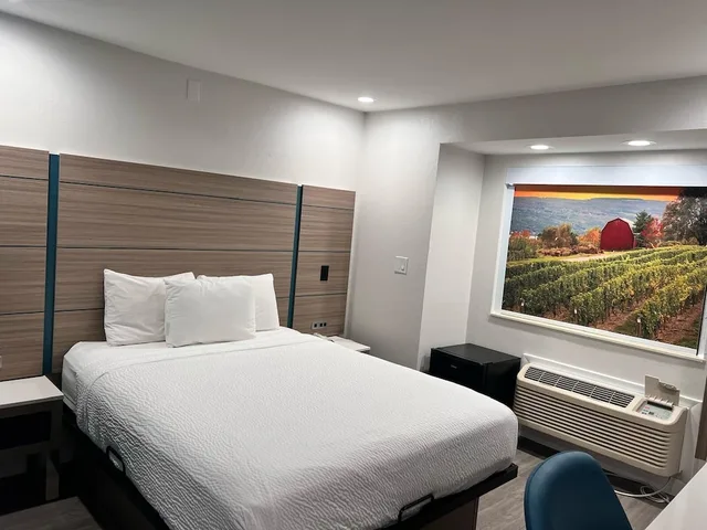غرفة بسرير كوين، Baymont by Wyndham Henrietta/Rochester 7/10