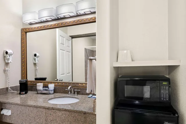 غرفة بسريرين كوين، Best Western George West Executive Inn 7/9