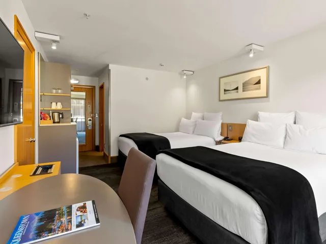 غرفة بسريرين مزدوجين، NOVOTEL QUEENSTOWN LAKESIDE 5/7