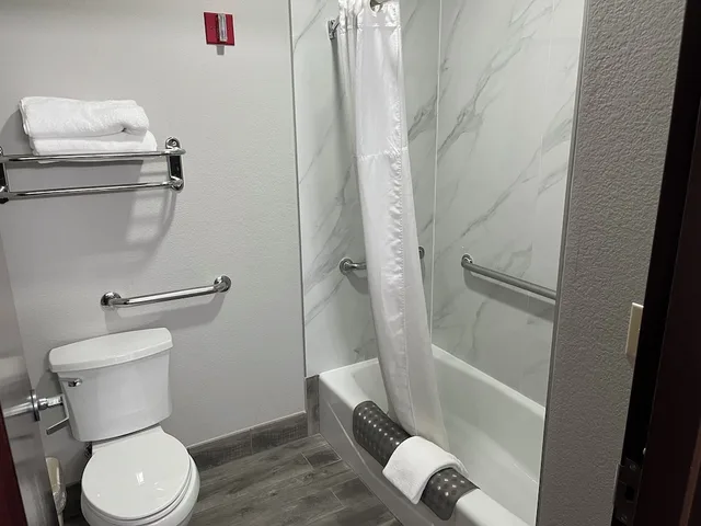 جناح بسرير كينج، Lea County Inn 2/4