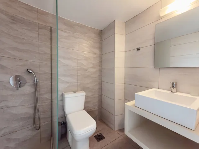 استوديو سوبيريور ثلاثي، Mastorakis Hotel 9/10