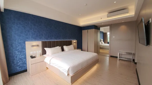 جناح جونيور، Classie Hotel 2/7