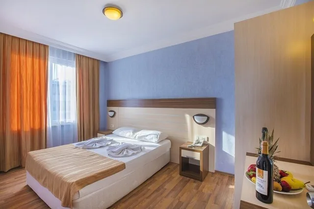 غرفة اقتصادية بسريرين منفصلين، Hawaii Suite Beach Hotel 4/9