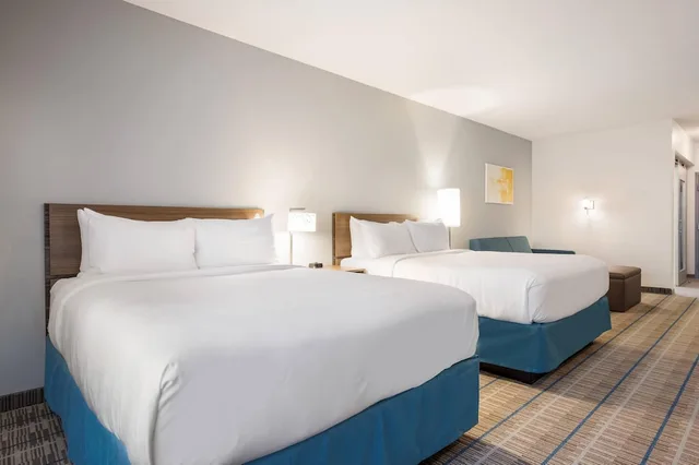 جناح بسريرين كوين مع أريكة يُسمح فيها بالحيوانات الأليفة بمطبخ صغير، MainStay Suites Gaylord 2/8