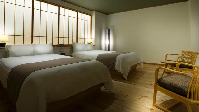 Japanese, Outdoor Bath, Sui Suwako 1/1