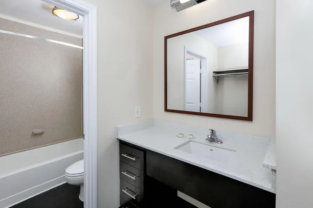 جناح بغرفة نوم واحدة، Candlewood Suites Dallas Market Cntr-Love Field 2/2