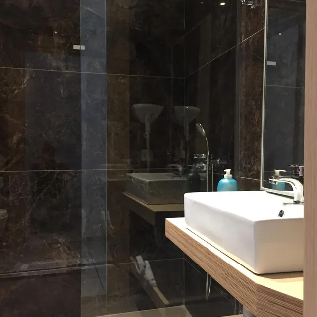 غرفة ثلاثية، Voula Hotel 9/10
