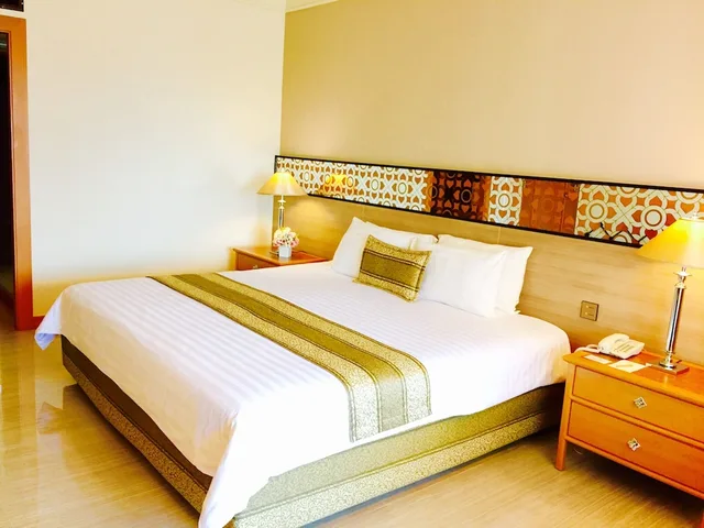 غرفة سوبيريور بسرير كوين، Indra Regent Hotel 2/5