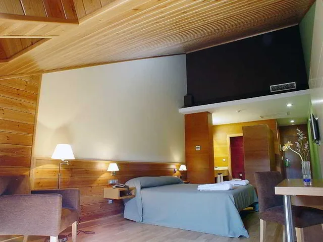 غرفة قياسية بسرير مزدوج، IBERIK Augas Santas Balneario & Golf 5/5