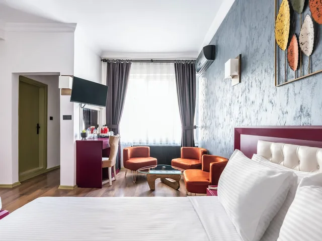 غرفة قياسية رباعية بسرير مزدوج وسريرين منفصلين، Azze Hotel 9/10