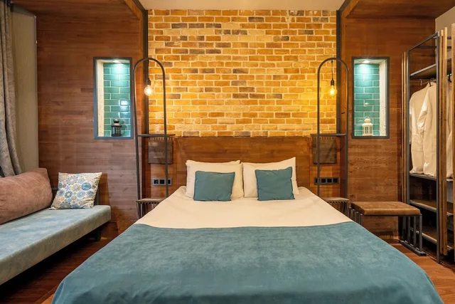 جناح تنفيذي بسرير كوين مع أريكة بحوض جاكوزي، Cube Suites 4/10