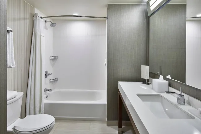 غرفة بسريرين كوين، Courtyard by Marriott Albany Airport 3/7