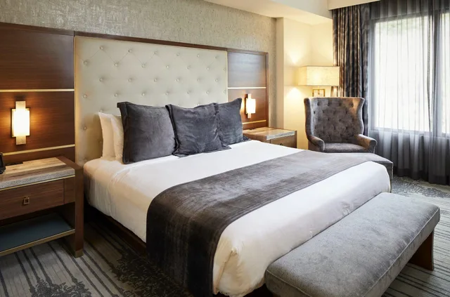 Deluxe, King Bed, No Balcony، Legacy Resort Hotel And Spa 1/2