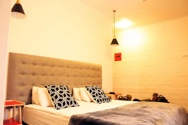 Private, Double or Twin Bed، 91 Loop 2/4