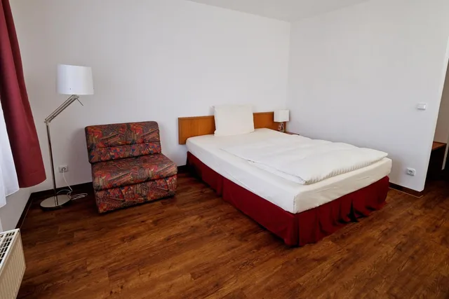 Room, Single, Apart Hotel Studio 20km from Hannover 5/9