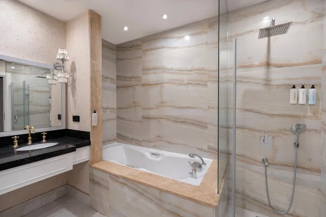 Diamond, 2 Queen Beds, Orange County Alanya 3/5
