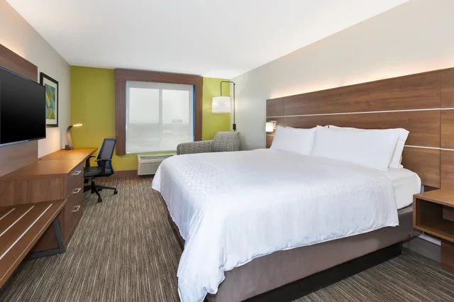 Suite, King Bed, Extra Floor Space، Holiday Inn Express Hotel And Suites Dayton South Franklin 1/3