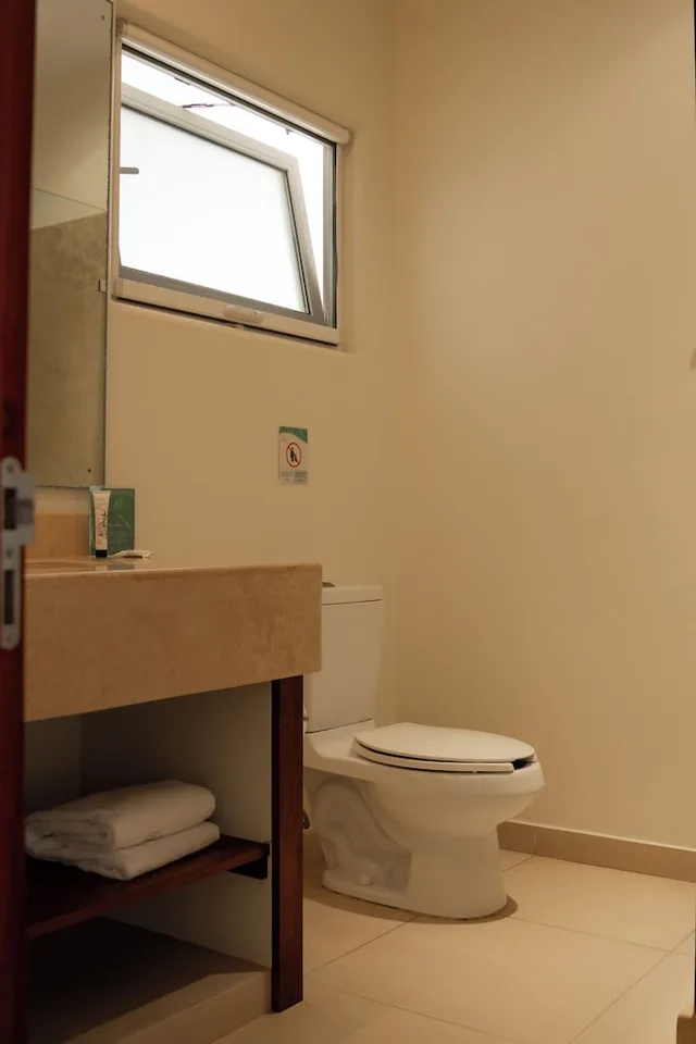 غرفة قياسية بسريرين مزدوجين بشرفة، Blater Hotel 3/3