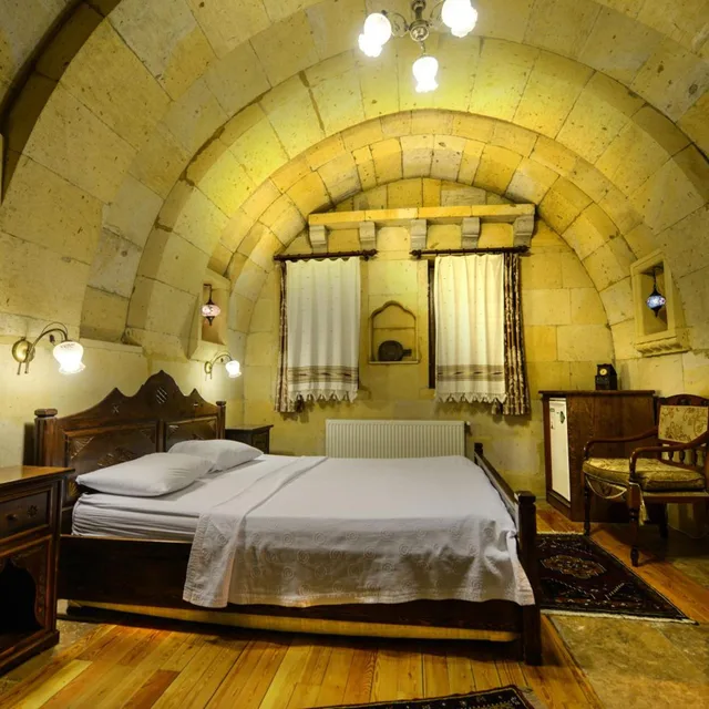 Arch, Suite، Vineyard Cave Hotel 2/10