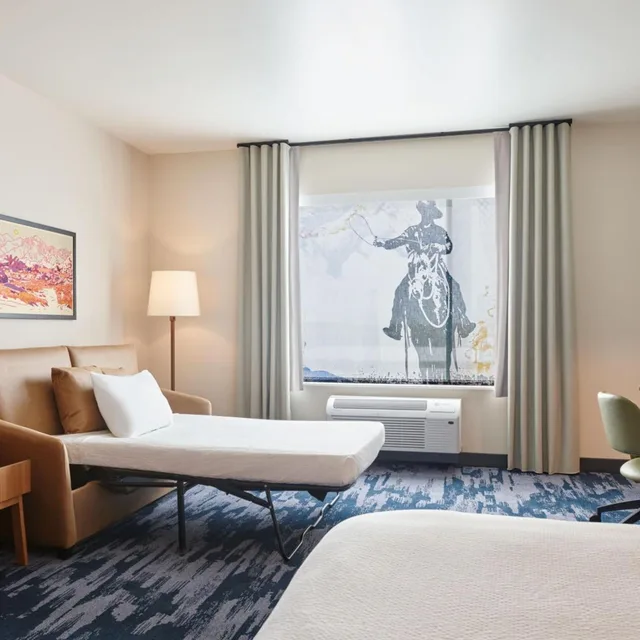 جناح بسرير كينج بغرفة نوم واحدة مع أريكة، Fairfield by Marriott Inn & Suites Tempe 3/9