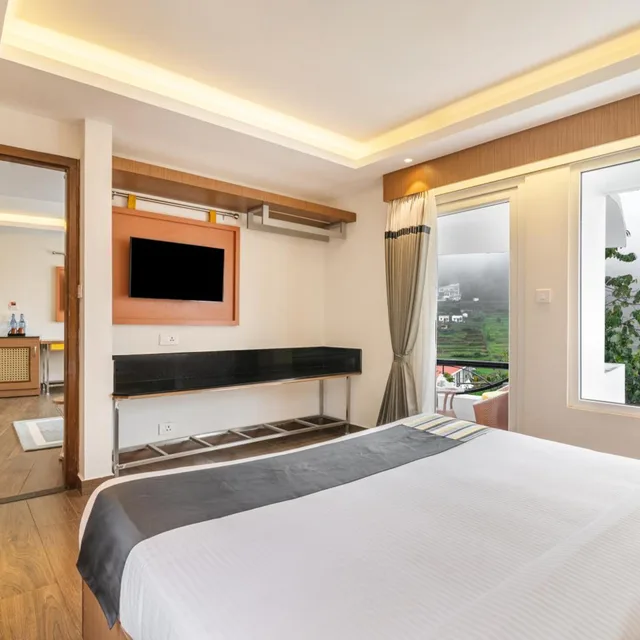 2 Bedrooms, Suite, King Bed, Valley View، Sterling Kodai Valley 5/8