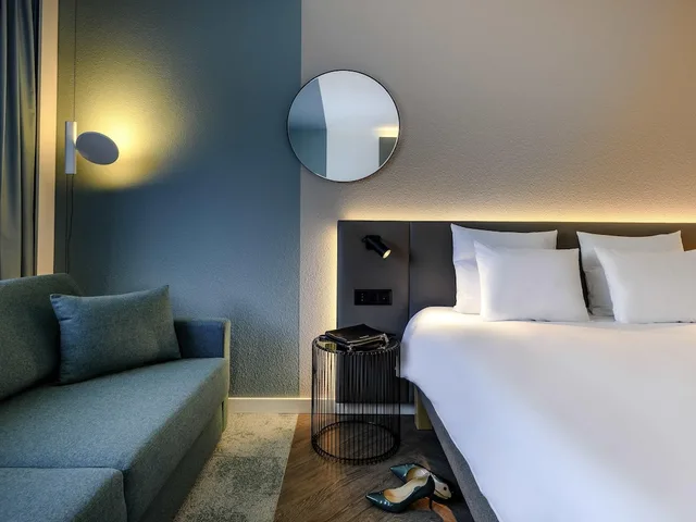 غرفة سوبيريور بسرير مزدوج مع أريكة، Novotel Zurich City West 5/10